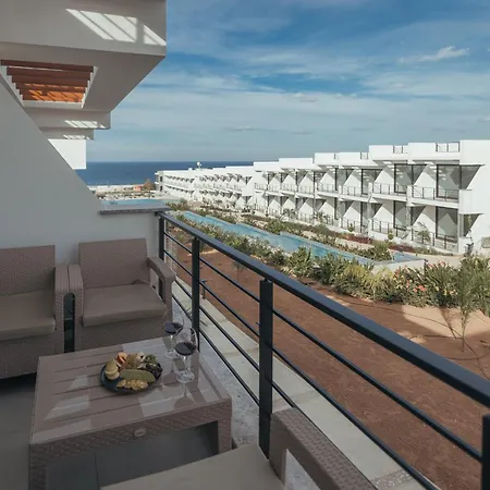 Hotel Pearl Island Homes